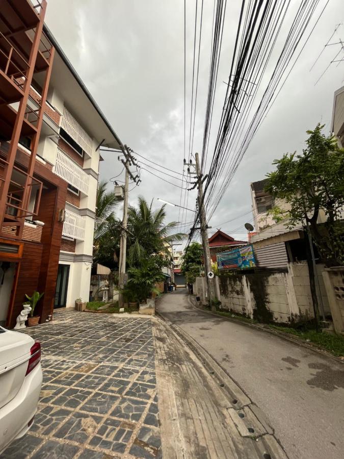 Tjr Boutique Hotel Chiang Mai Exterior photo